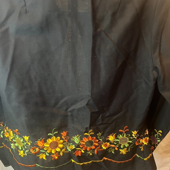 Rustica St Gallen Black Embroidered Sunflower Jacket Size 42 Swiss Floral Trim - Picture 6 of 9